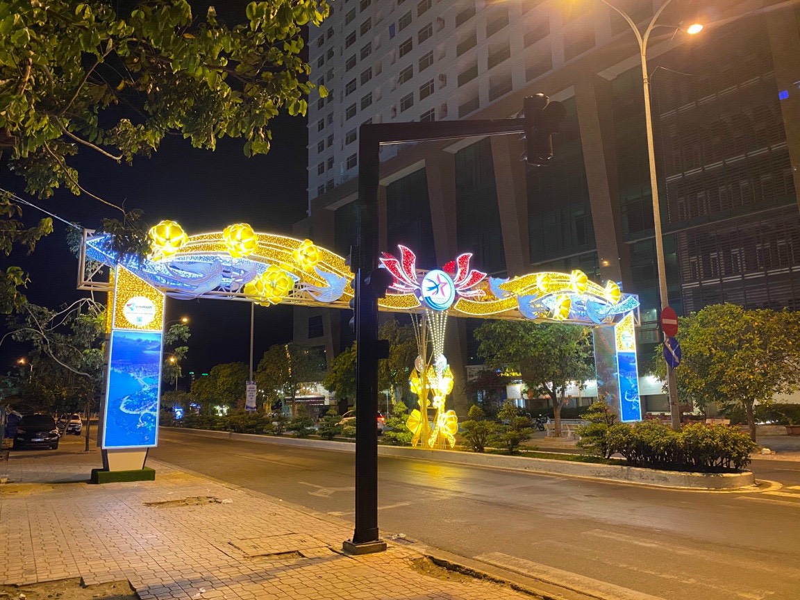 thi-cong-cong-chao-duong-pho-da-nang-hu5an (1)